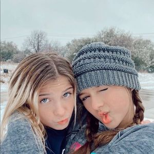 Meet your Posher, Leighton